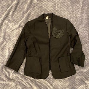 EC adorable and a classic black Channel style blazer jacket SzL